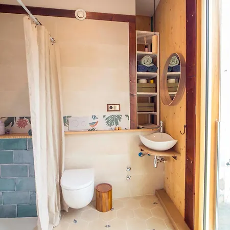 The Wooden House Vv * لاس بالماس دي غران كاناريا