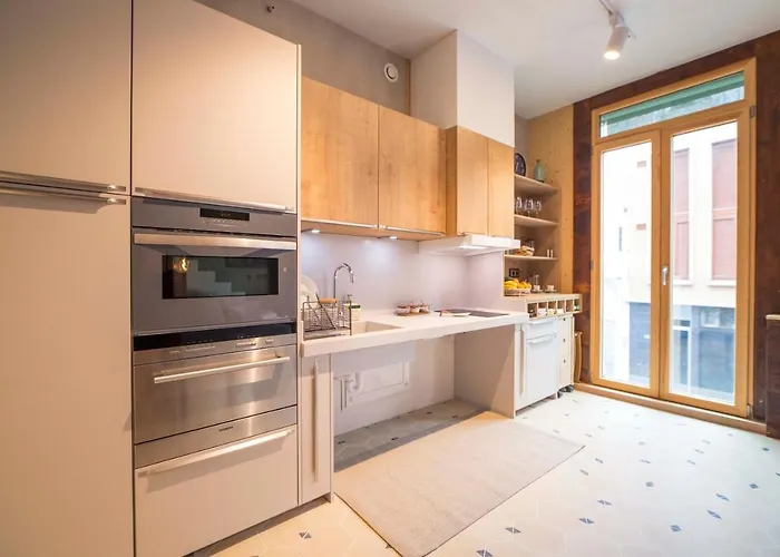 Semesterbostad The Wooden House Vv